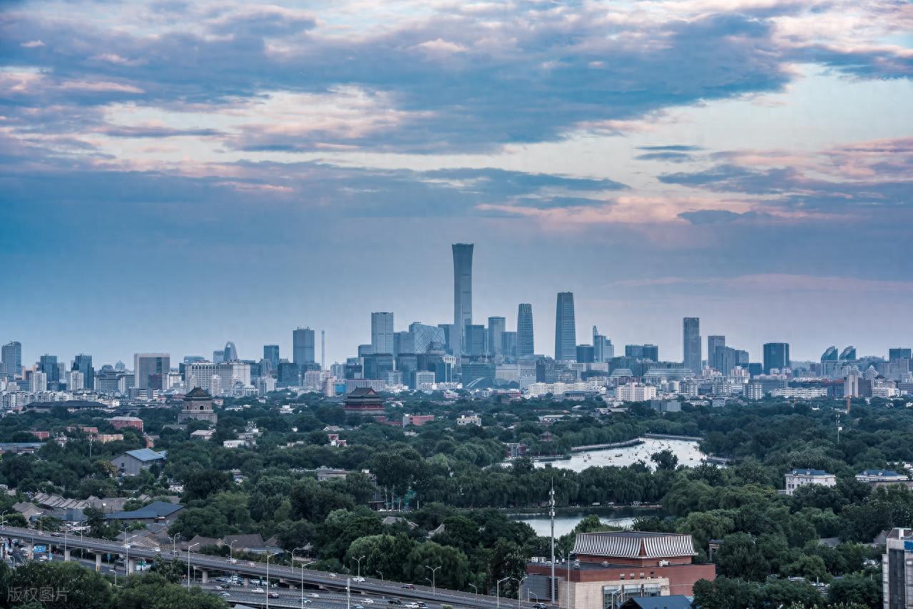 北京楼市起飞上天了，北京待售二手房从122515套增加到了123127套