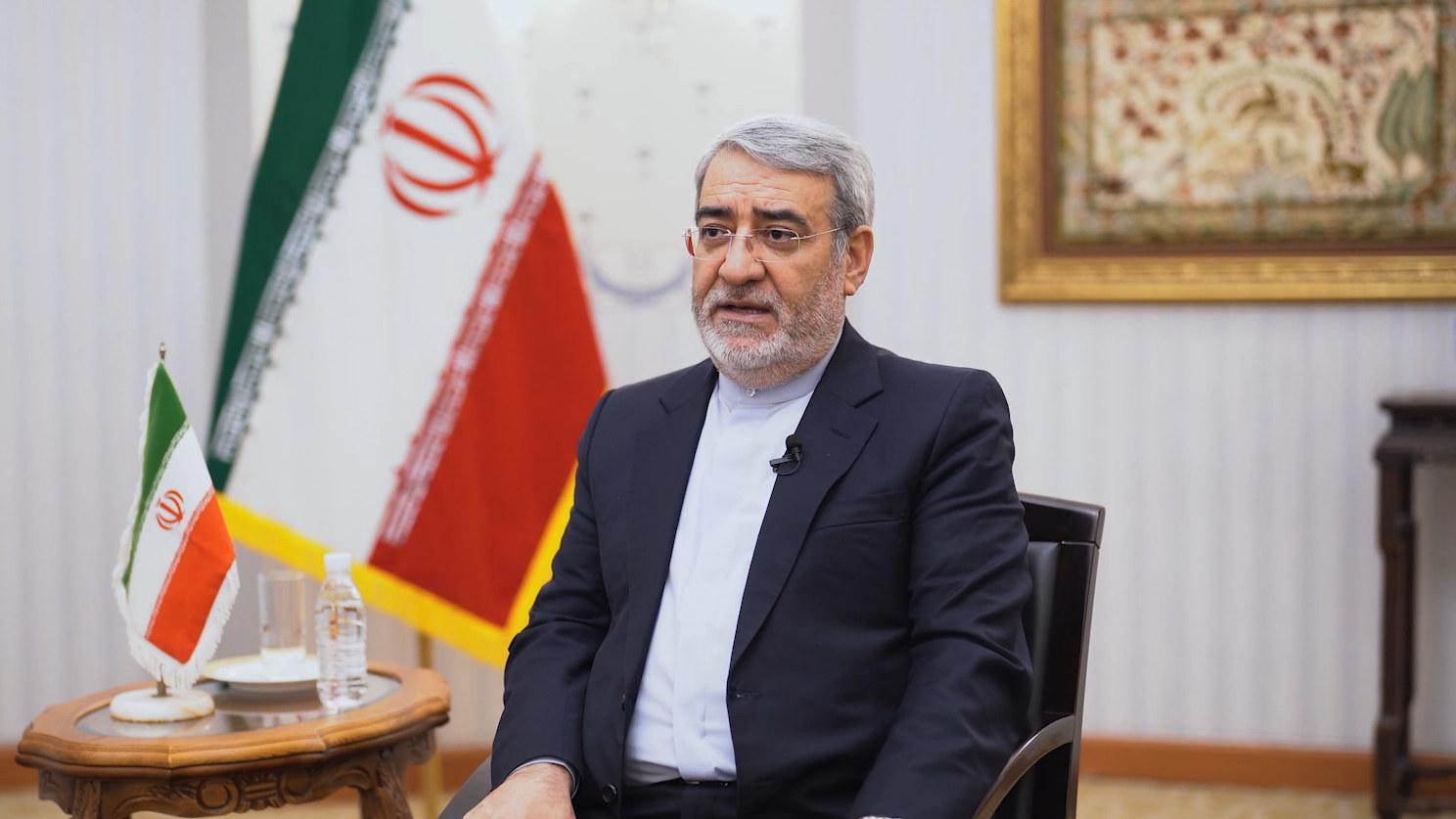 伊朗驻华大使讲话画面