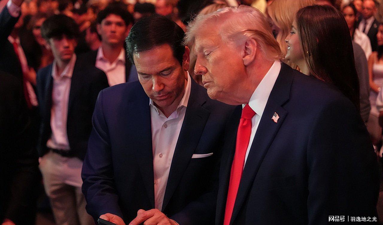 副总统光环褪去！接连办砸任务遭冷落，白宫接班人之争已无悬念？