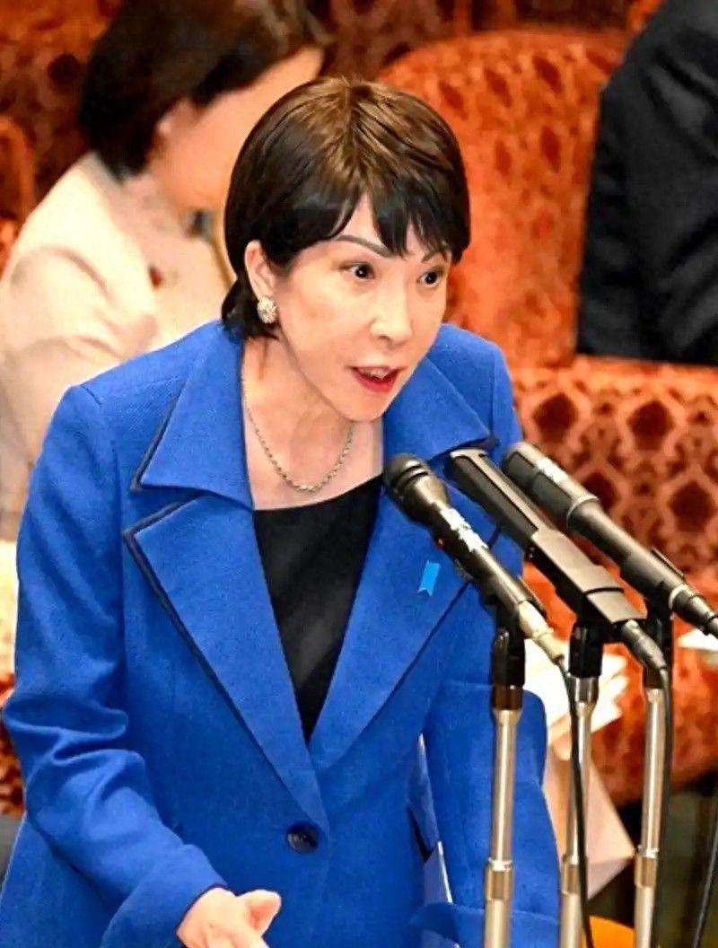 高市施压让步，3支代表团要求访华，中国“4箭齐发”，日本抗议