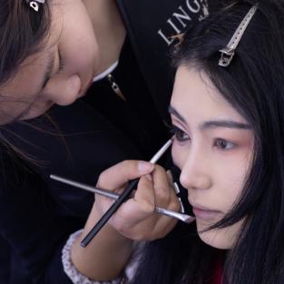 时尚美妆主理人