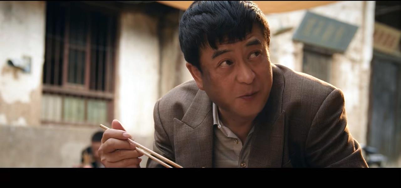 《八千里路云和月》大结局后闹剧荒？别急，张嘉译48集新剧来袭！