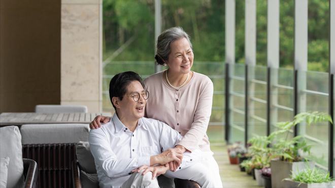 65岁保姆坦言：照顾92岁大爷20年，离开时雇主给了我30万养老钱