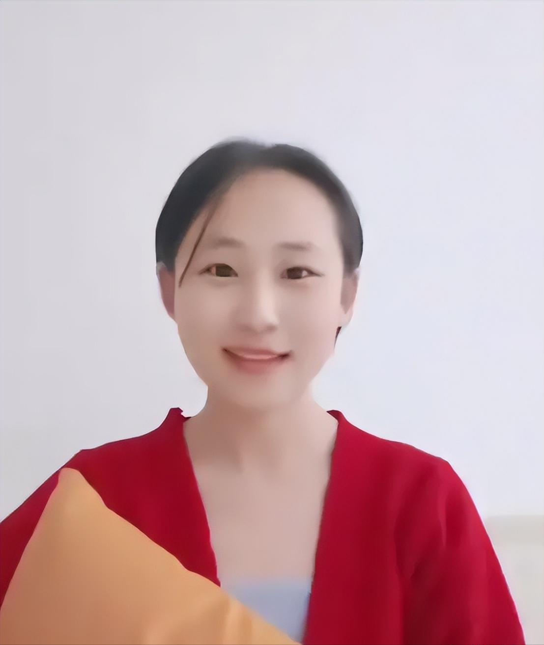 演员白羽汐官宣与父母断绝关系！虐待长达20年，饭里拌血多次绝望