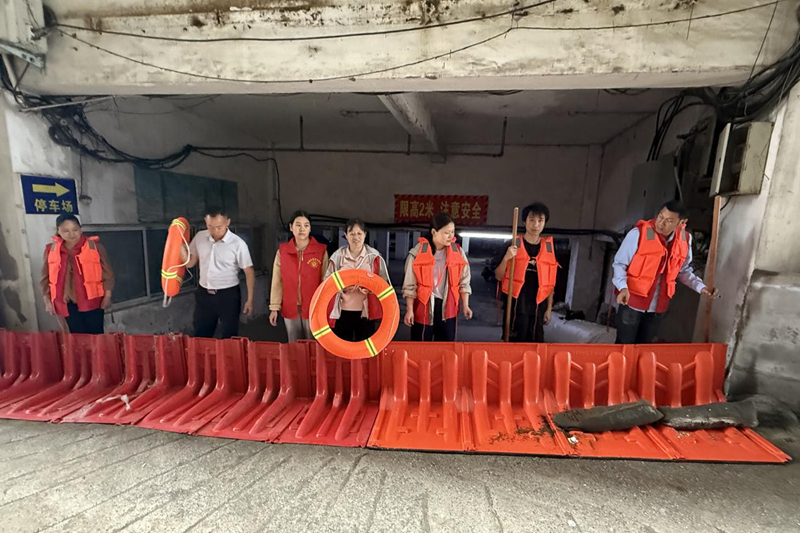 以练筑防 未雨绸缪——潢川县老城街道中大社区开展防汛应急演练