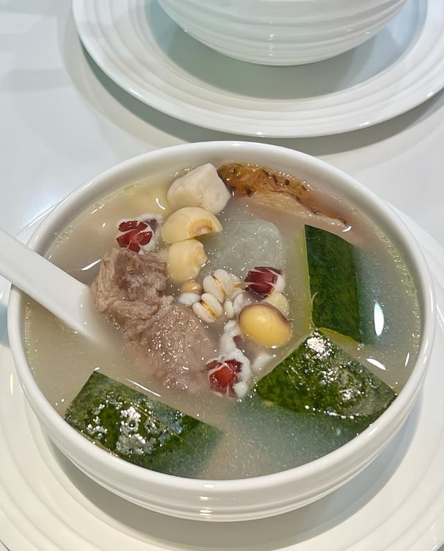 广东“超强祛湿汤”太舒服了！连喝三天，整个人都轻快了!