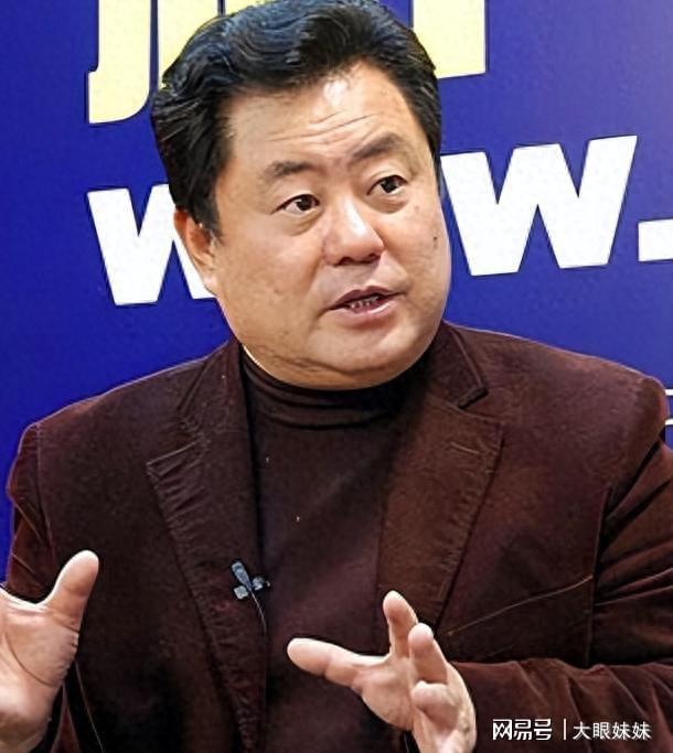 曾创作雍正王朝主题曲的徐沛东，因失误被迫下课，如今过的咋样