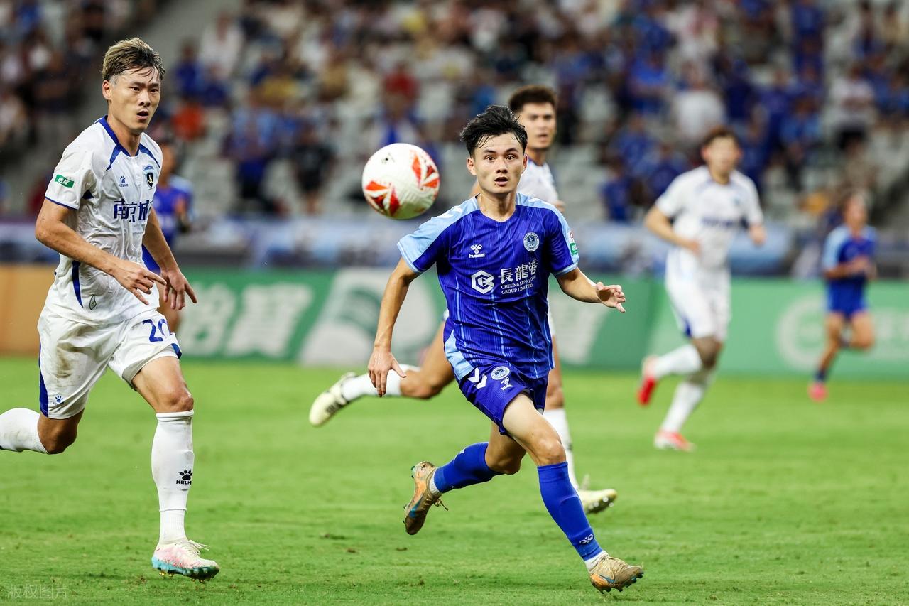 随着深圳青年人3-1，长春亚泰6-0，中甲最新积分榜出炉