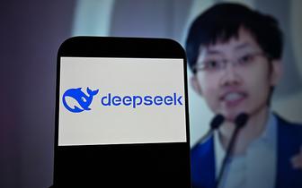 DeepSeek扩招画风突变，150个岗位全部非AI研究方向