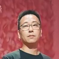 老崔聊民生
