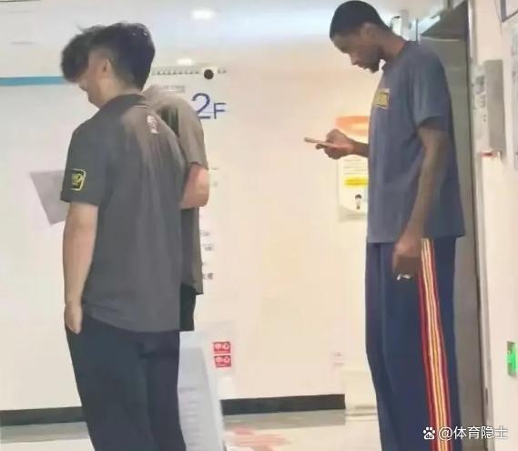 广东男篮速递，萨姆纳伤情新消息，任骏飞重返宏远，张明池现身广东内部教学赛