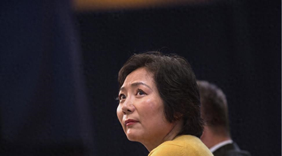 中国最有钱女房东：一个月收租 2 个亿，送前夫 200 亿，给女儿 5