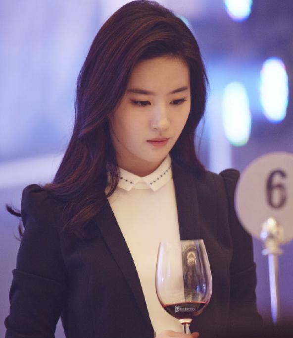 87年出生的女星,2位将迎来猪宝宝,而她被称娱