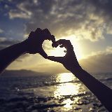 温文儒雅的伟俊