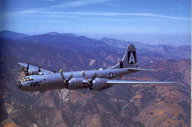 二战时期的超级空中堡垒——b-29轰炸机,载弹量超过轰-6