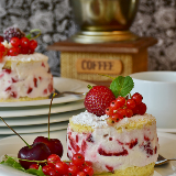 邻村二妮菜煎饼总部