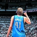 德克染黑的墨池