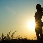 独自旅行的姑娘