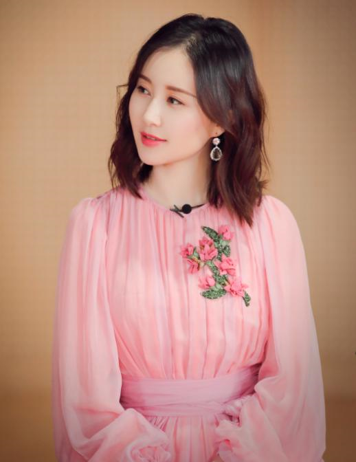 87年出生的女星,2位将迎来猪宝宝,而她被称娱