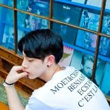 你爱我还是爱我