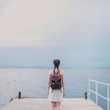 拉着奶茶去看世界