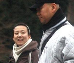 春晚钉子户郭冬临,妻子太低调,众人怀疑是她!