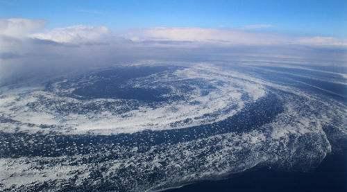 挪威大漩涡图片