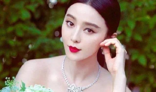 曾放言我就是豪门的范冰冰,经历九亿的罚款之