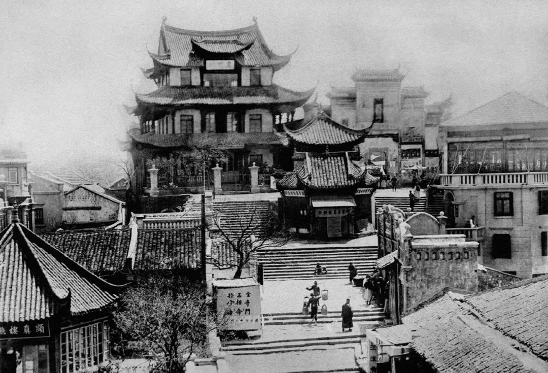 始建于宋代的上海龙华寺(1922年摄).