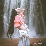 采采卷耳踏遍繁花似锦