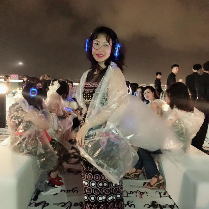 鱼子酱t