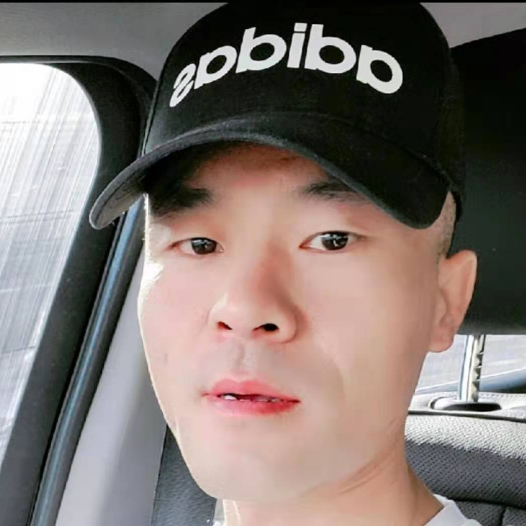 老哥美食:冲刺200万