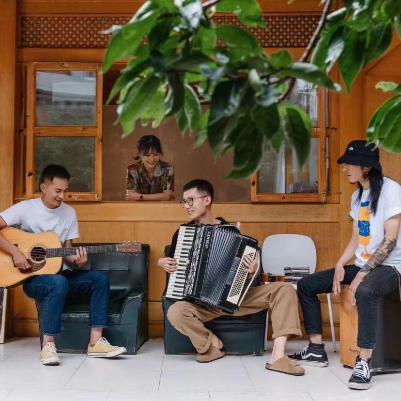 希望你也在这里酒吧