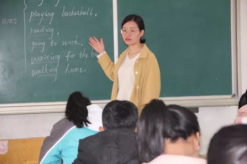 教好学生学英语   郭凯月的英语教师梦,早在10多年