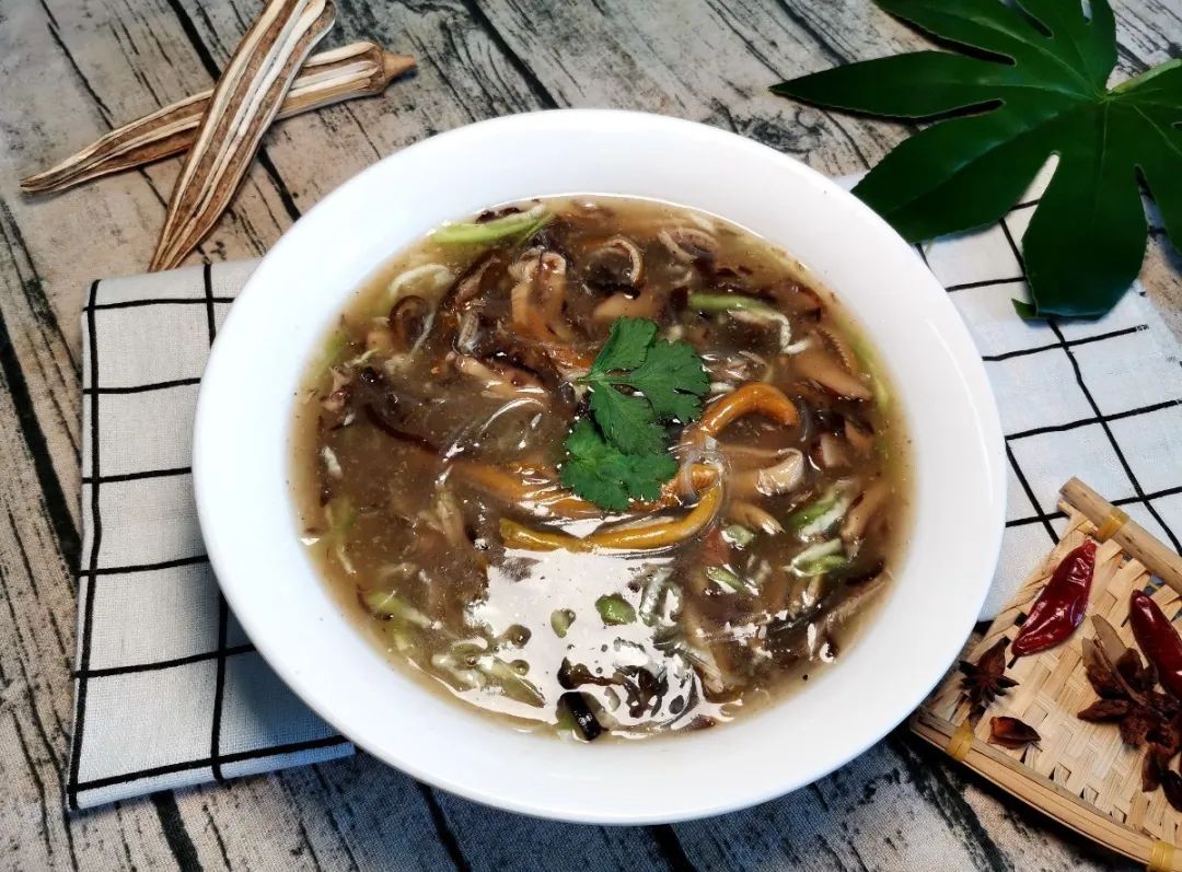 乡村黄蟮羹