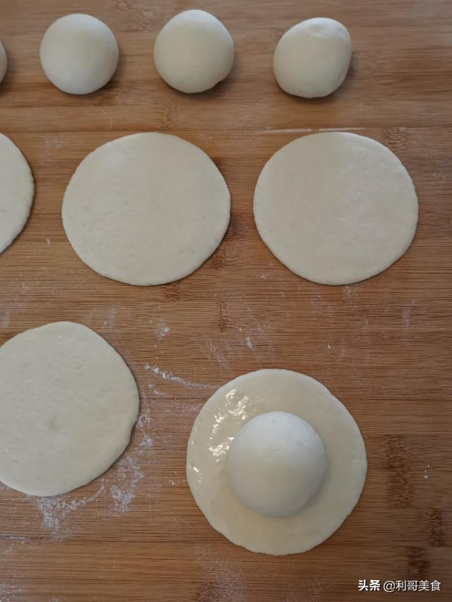 吃馒头配什么菜比较好 e78f243dj00qd6m9x001lc000hs00npc.jpg