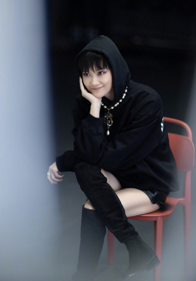 a345f04dj00qeswi00023c000ht00pim.jpg