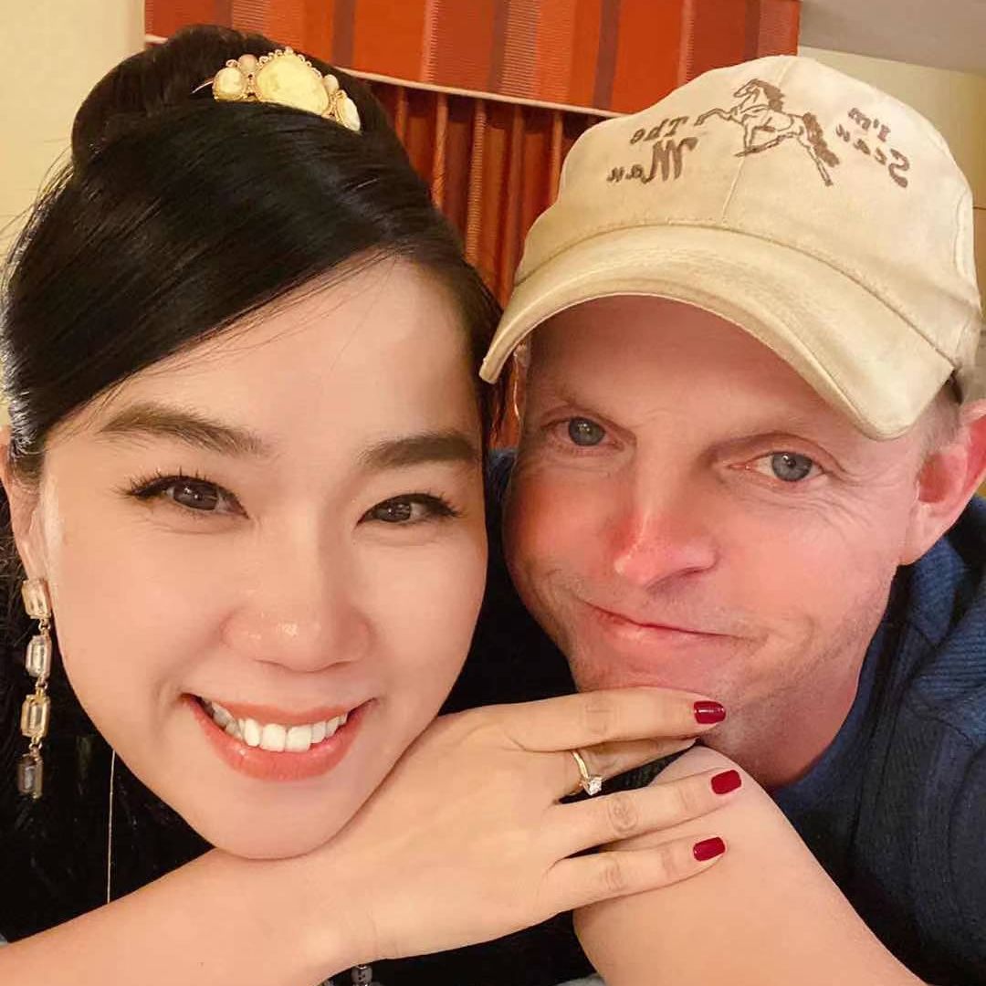 玲玲和美國老公結婚,感受美式婚禮的儀式,謝謝家人們祝福!