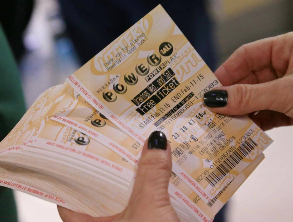 买什么彩票中奖最大呢 4f3de4caj00s9c7dc00rvd000q400jsp.jpg