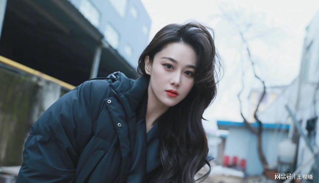 和李晨分手6年后嫁普通人，整个人都变样了，如今她活成人生赢家