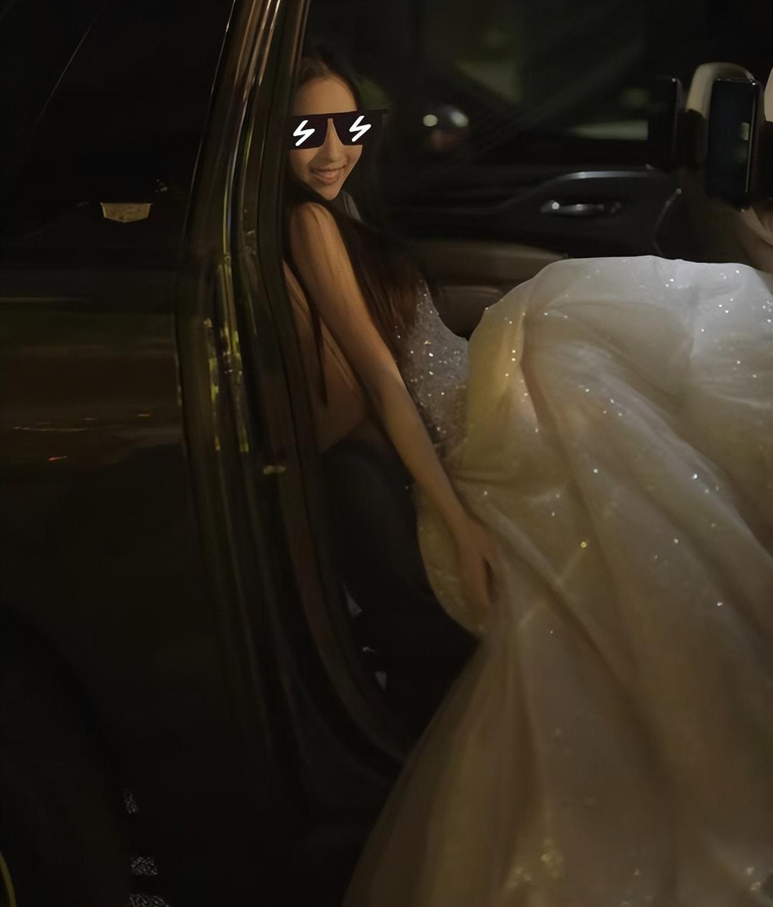 高晓松女儿成年了!18岁Zoe颜值高身材好像妈妈,穿礼服裙超绝美