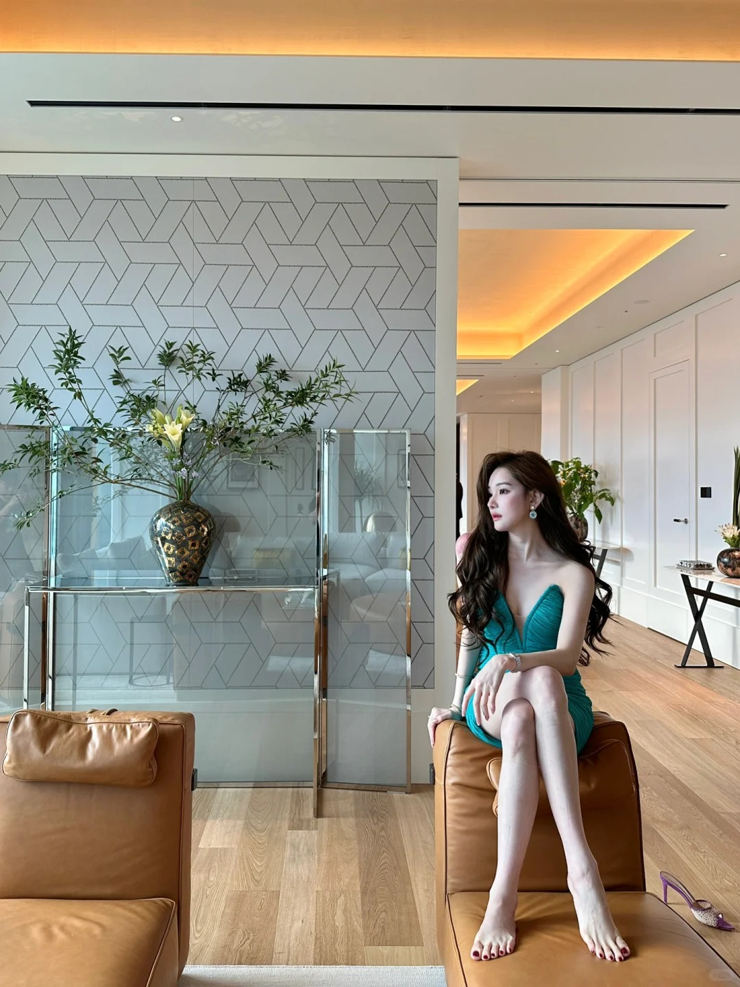 华宵一 VS 花三三:由一辆劳斯莱斯引起的婚恋大宫斗