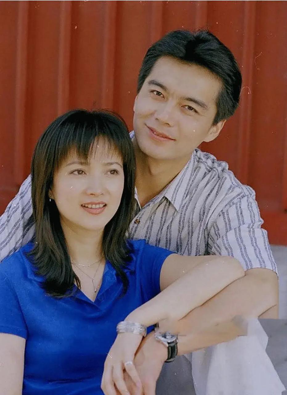 何晴住院照曝光,瘦了也浮肿了,与过往判若两人,好友曝去世细节