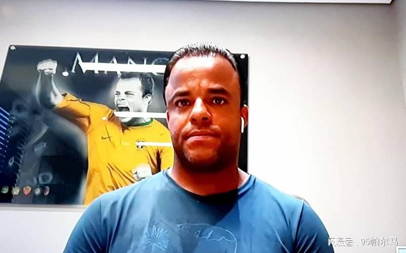 疯狂单车的代表，在巴西破了后卫进球纪录，在意甲不是卡福接班人