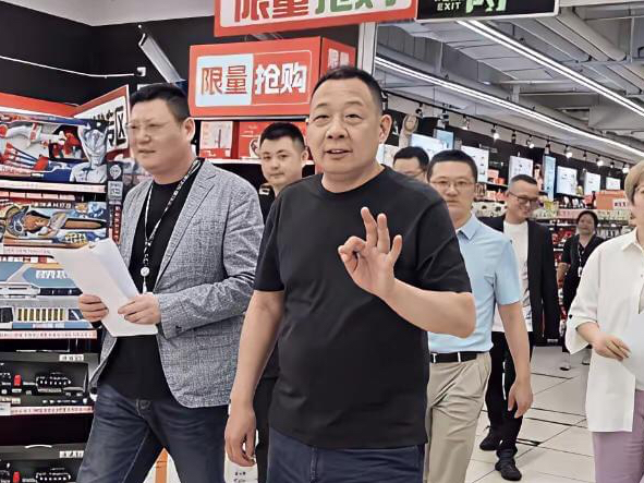 胖东来房东贪得无厌？网传许昌2.3万平米年租金2400万，折算每平每天仅2.8元