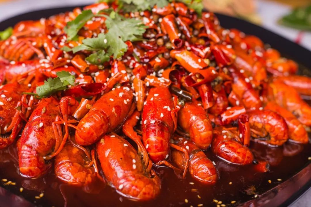 龙泉驿最美老板娘请您吃凉拌小龙虾_网易订阅