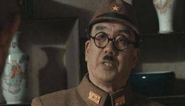 为啥日本人和德国人丢会留"卫生胡"?可能不怎么好看,但大有讲究